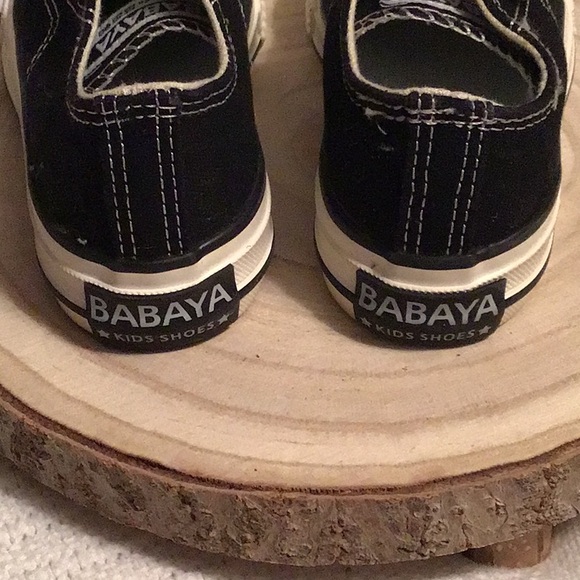 Babaya , tennis shoes, new without tag size 26 or size 10 toddlers boys - Picture 5 of 7